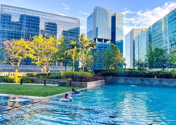 Luxury & Modern 2br Penthouse In Bgc *